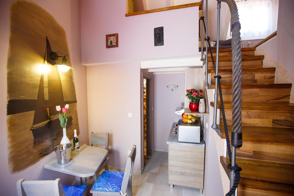 Studio Apartments Bonaca Spalato Esterno foto