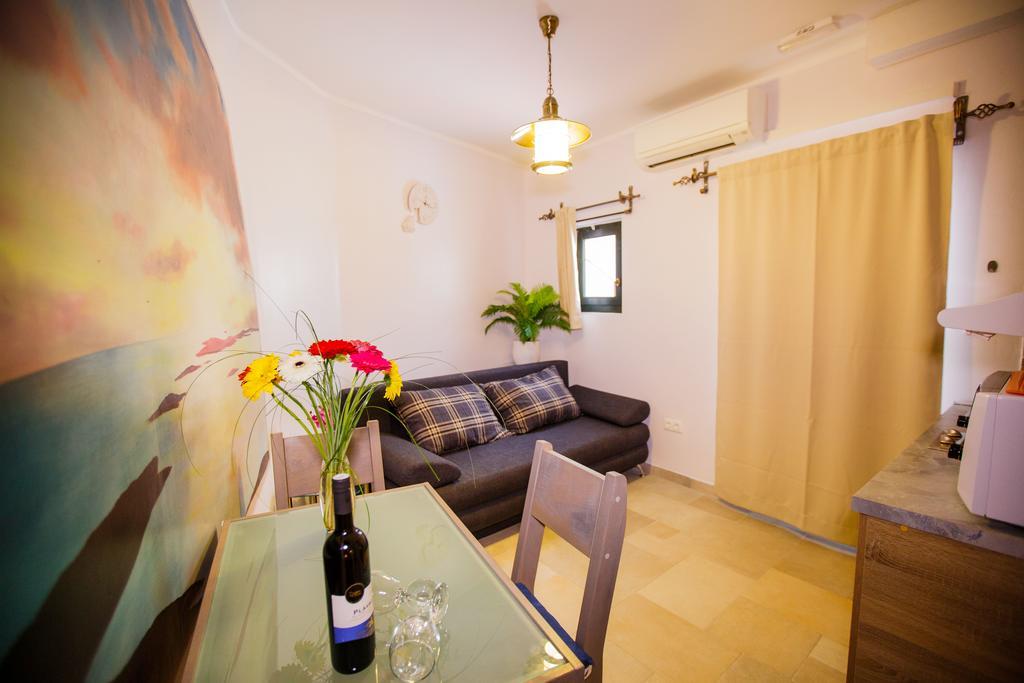 Studio Apartments Bonaca Spalato Esterno foto